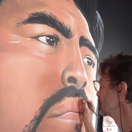 Fresque murale représentant Maradona