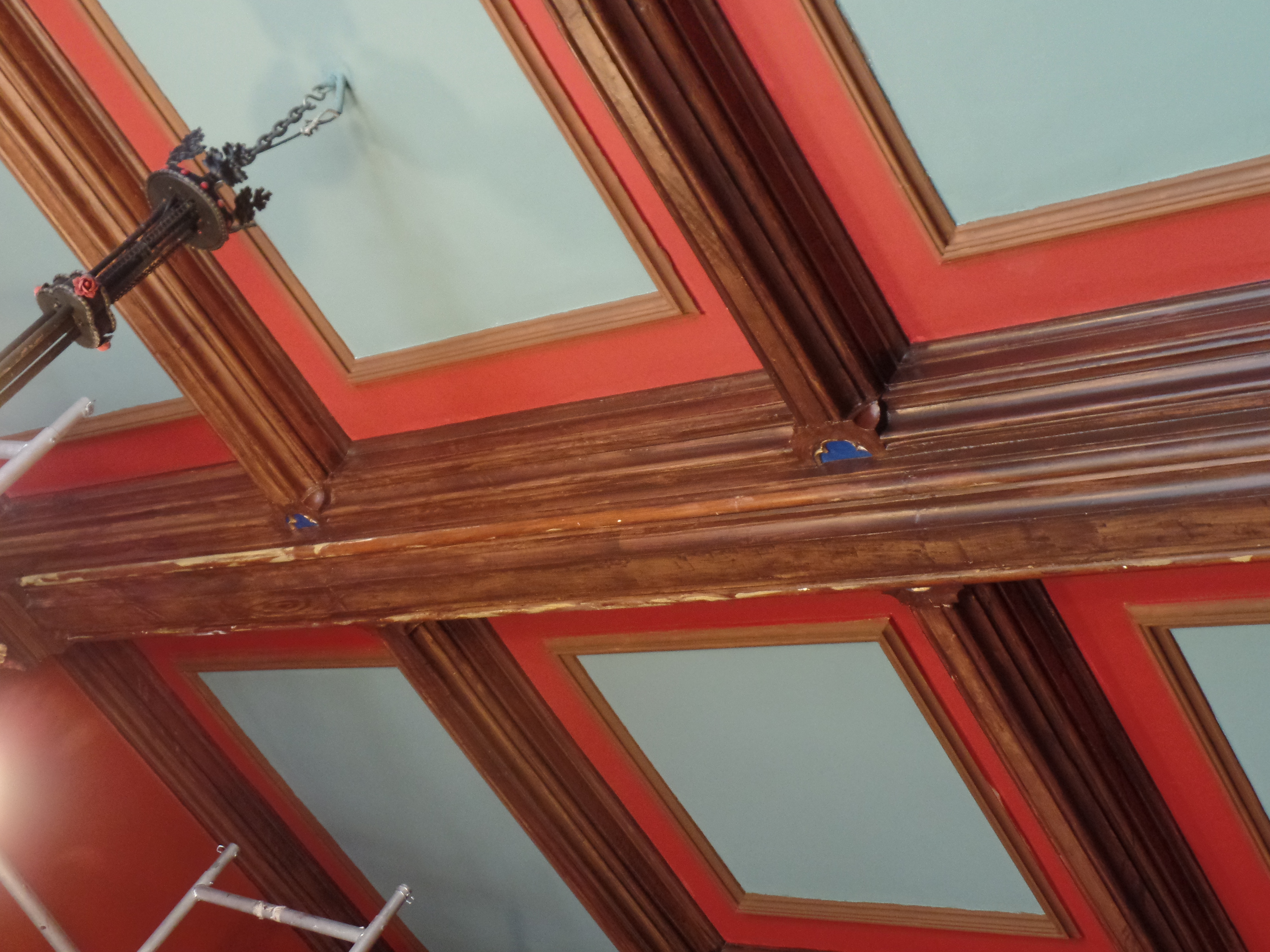 Après la restauration complète du plafond d'une maison de maître à Schaerbeek 