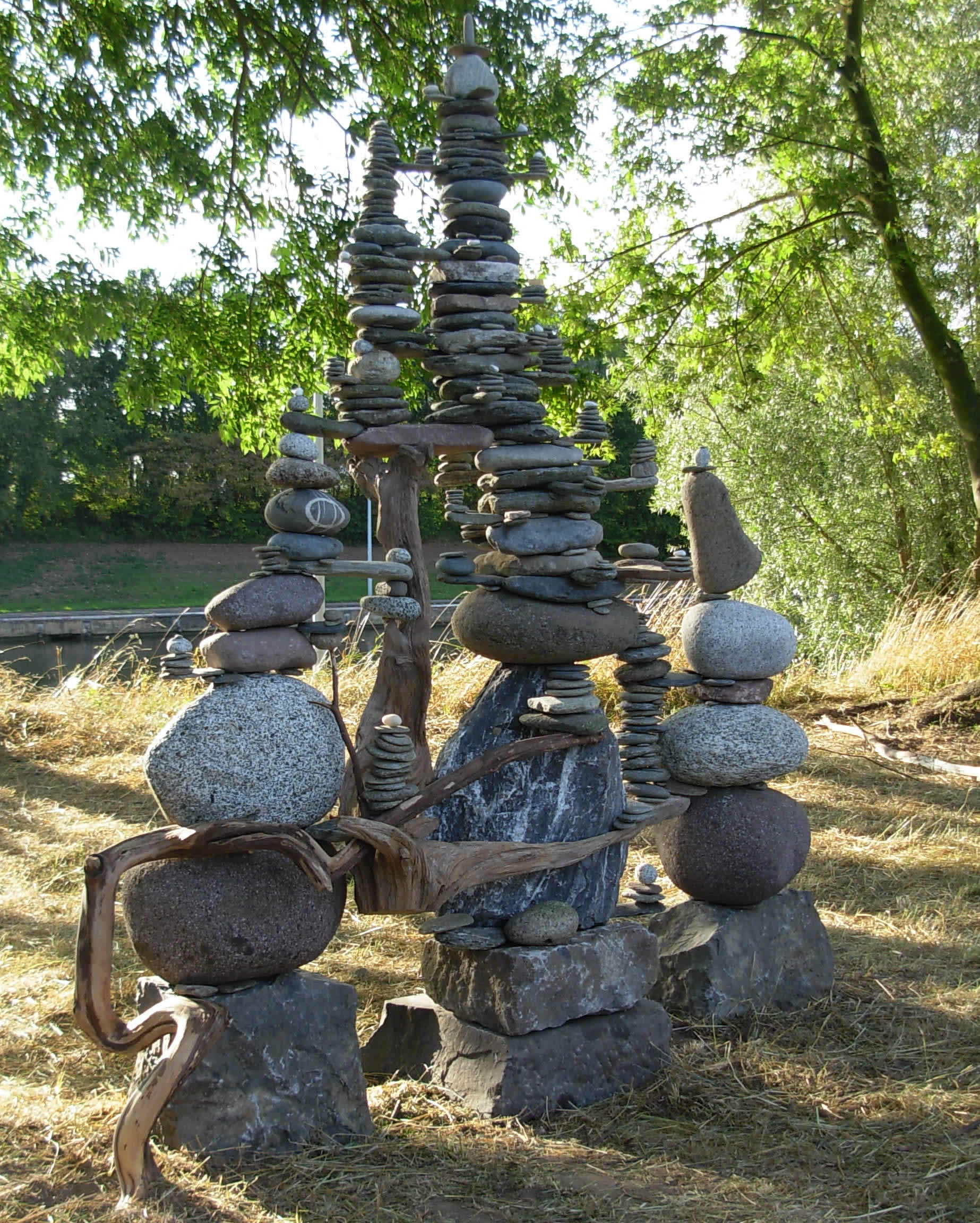 Sculpture à Ronquière pour un festival 