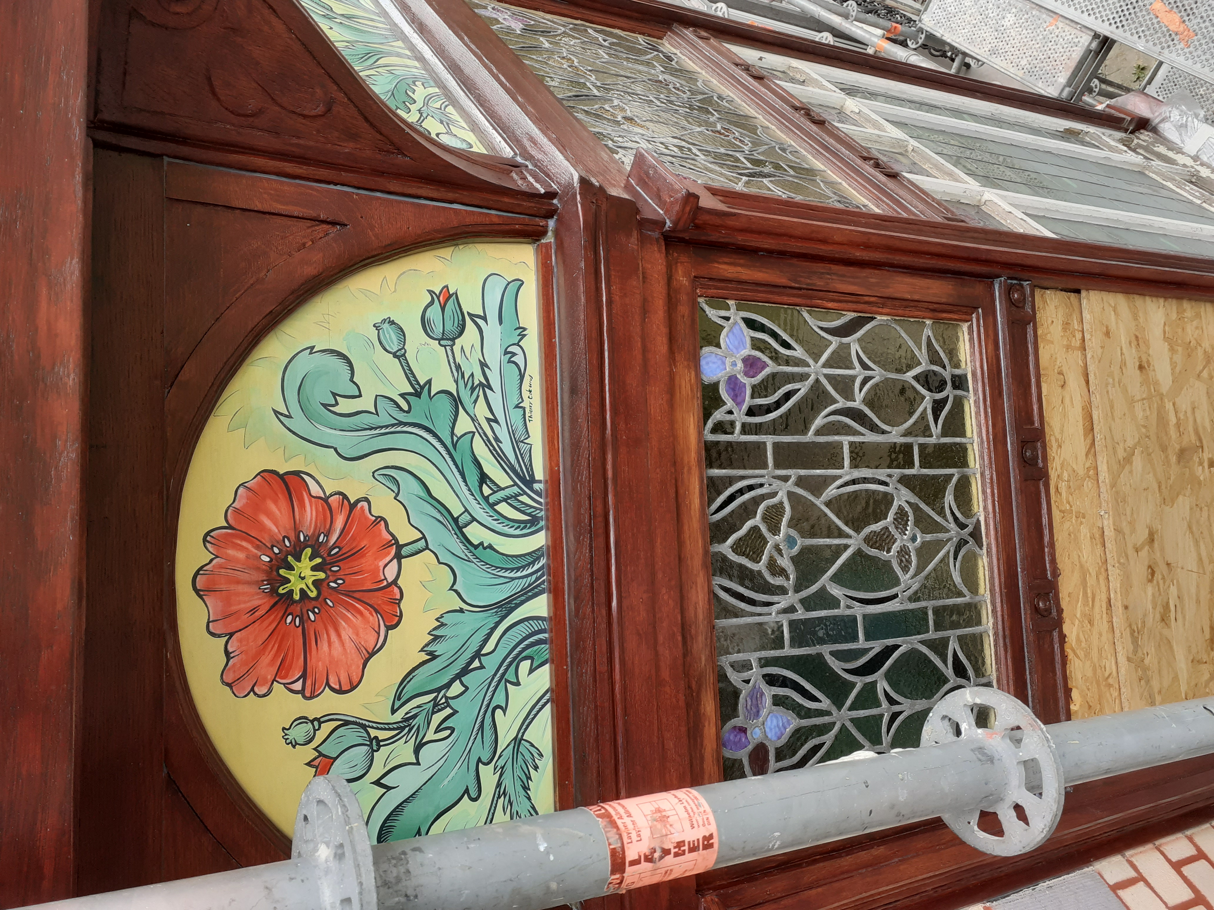 Panneaux Bow-Windows en place