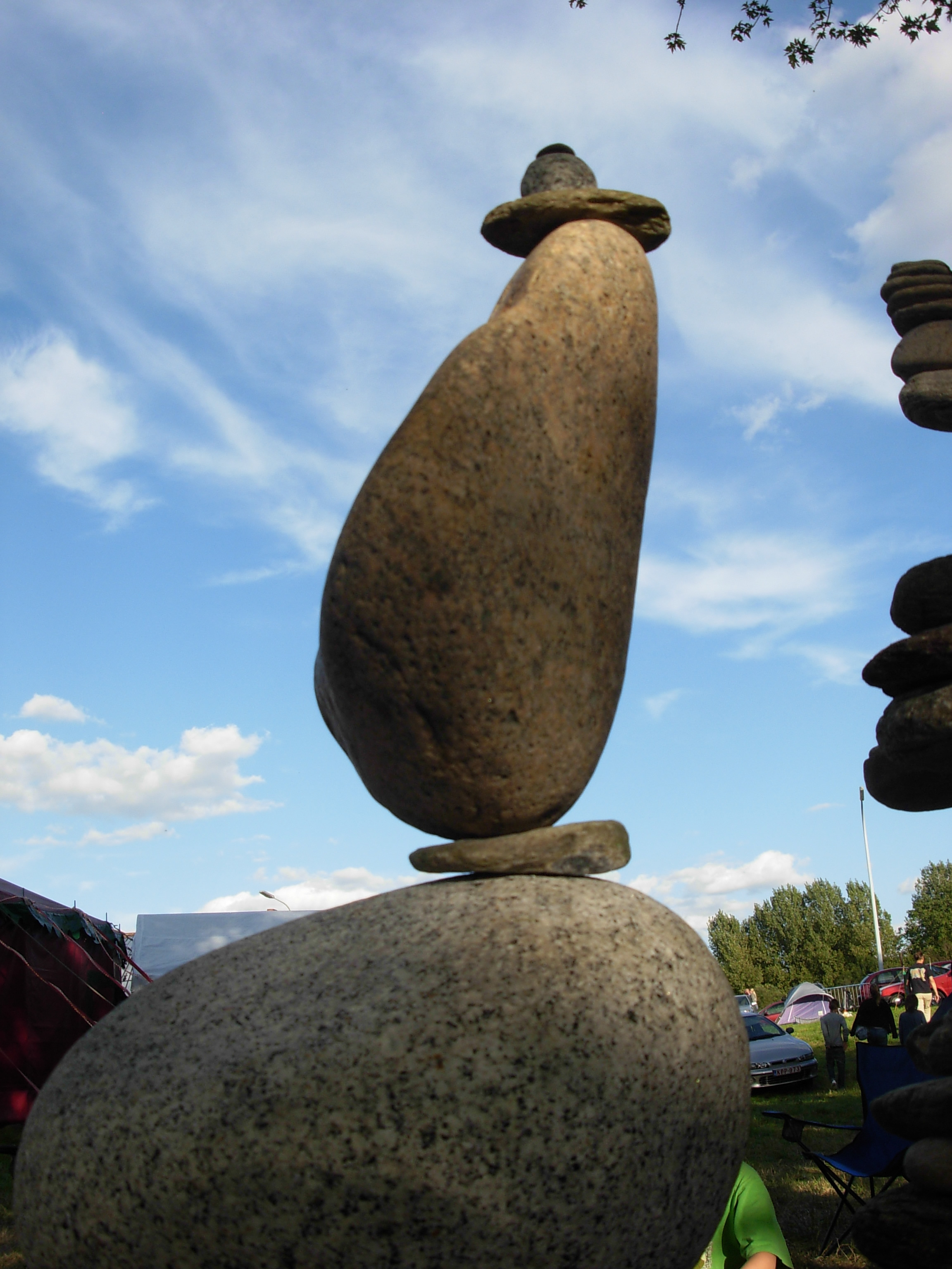 Sculpture à Ronquière pour un festival 